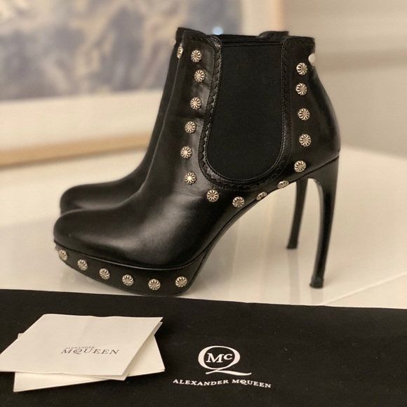 Alexander McQueen Studded Platform Boots - Picture 1 of 7